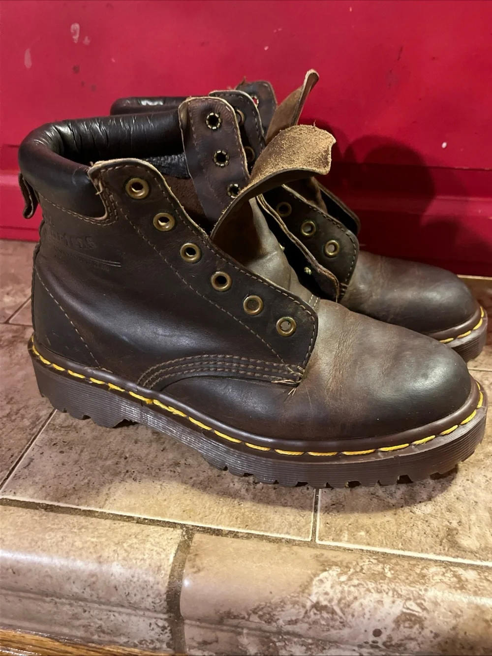 🔥 dr martens 6 eye boots Brown Size 4 Docs Made In England Mens Women READ